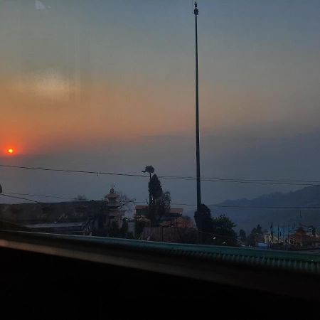 Neora Backpackers Hostel Darjeeling  Bagian luar foto